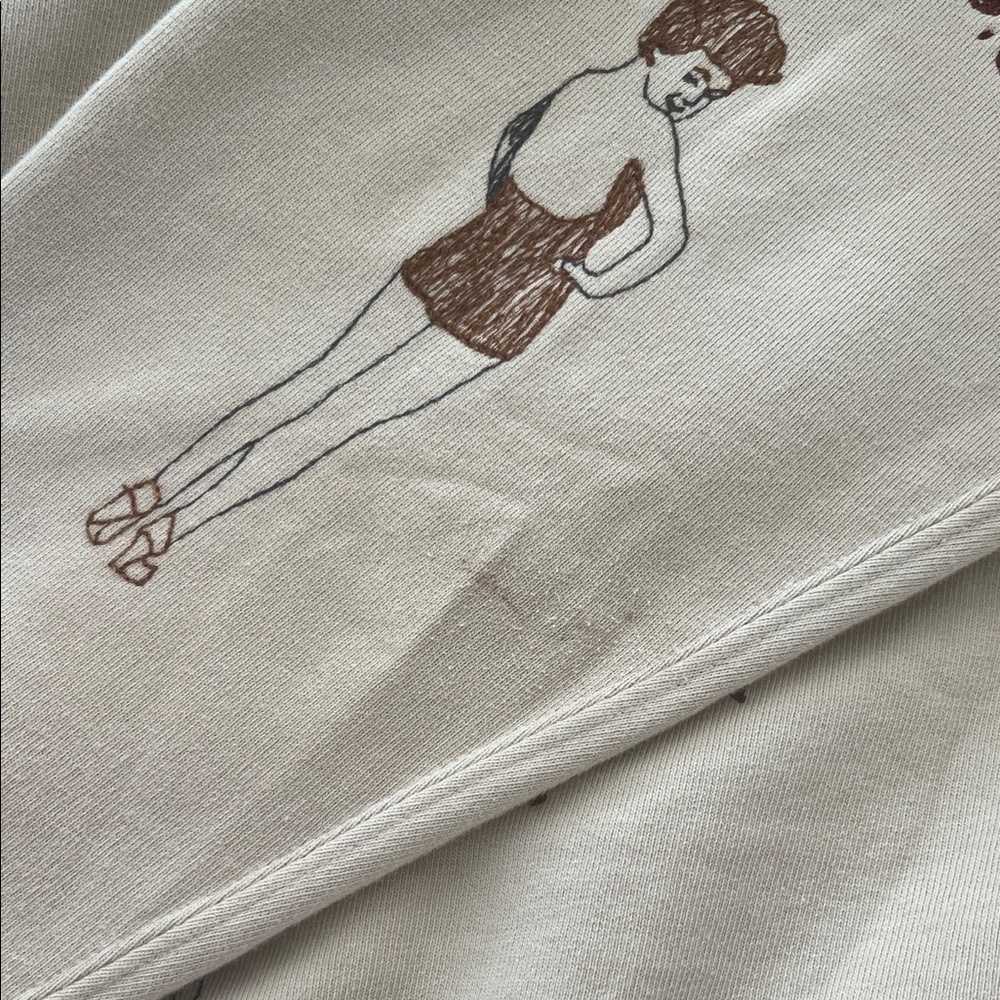Graphic Cream Crewneck Sweater with Illustrated Motifs {small stain} - Picture 11 of 16